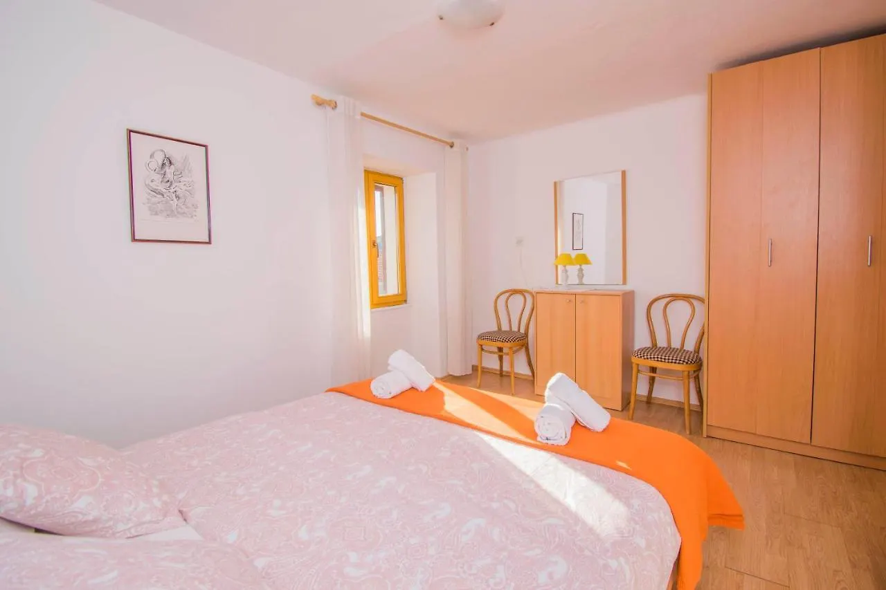 Apartment In Klanice Dobrinj, Island Krk Dobrinj