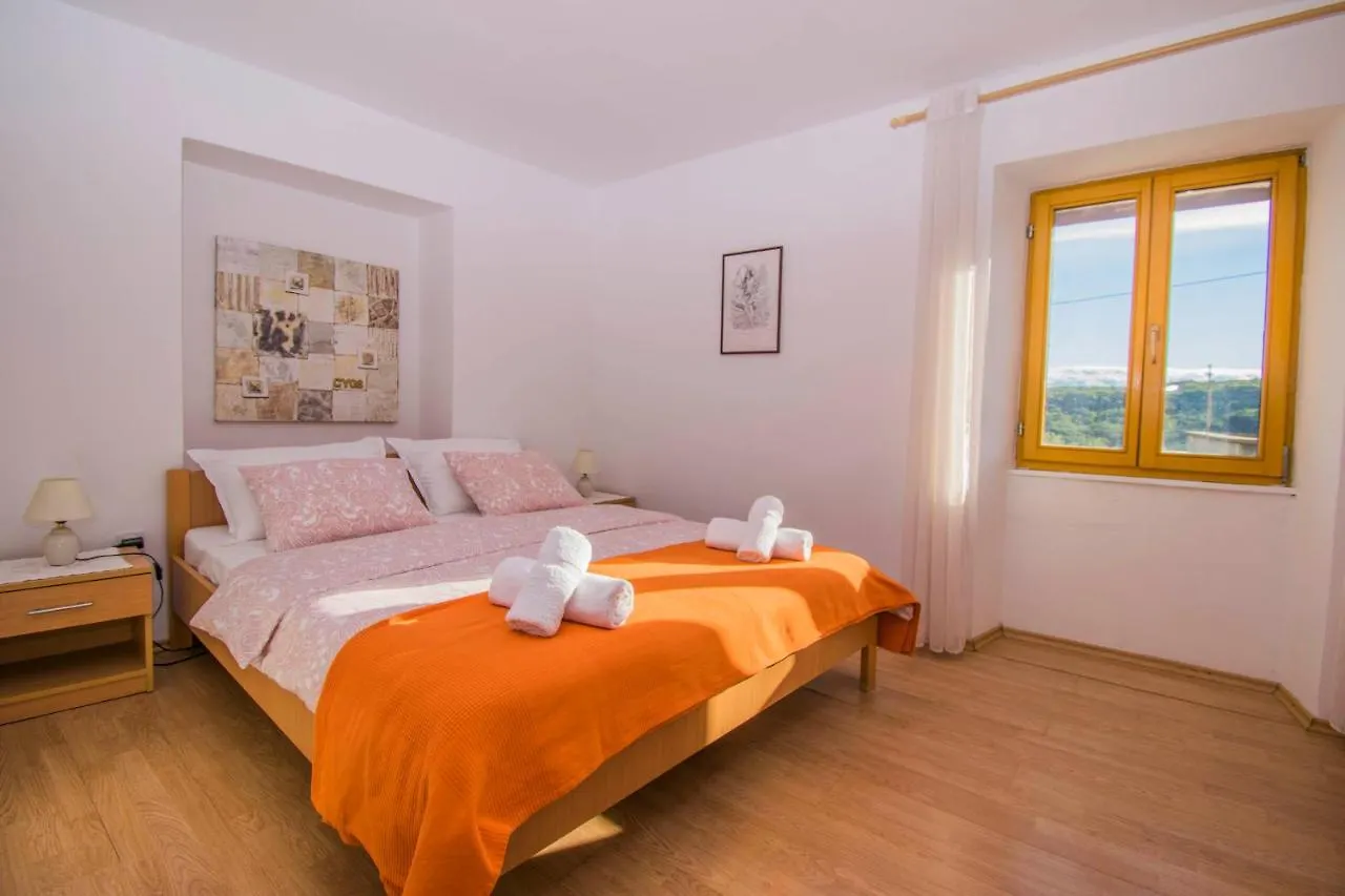 Apartment In Klanice Dobrinj, Island Krk Dobrinj